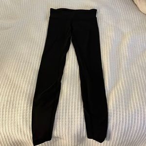 Size 2 low waisted lululemon leggings full length